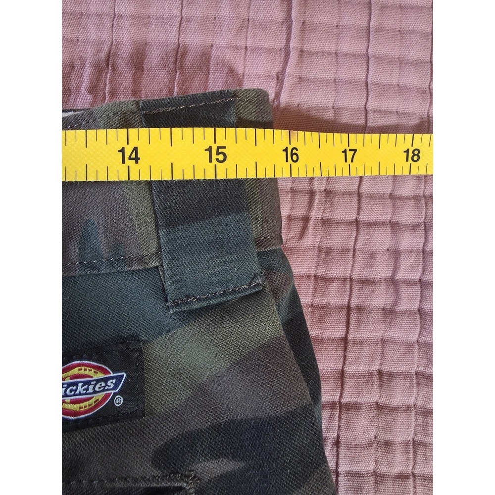 Dickies Men's Regular Fit Straight Leg Twill Cargo Pant, Camo, 31 x 30 - Picture 5 of 6